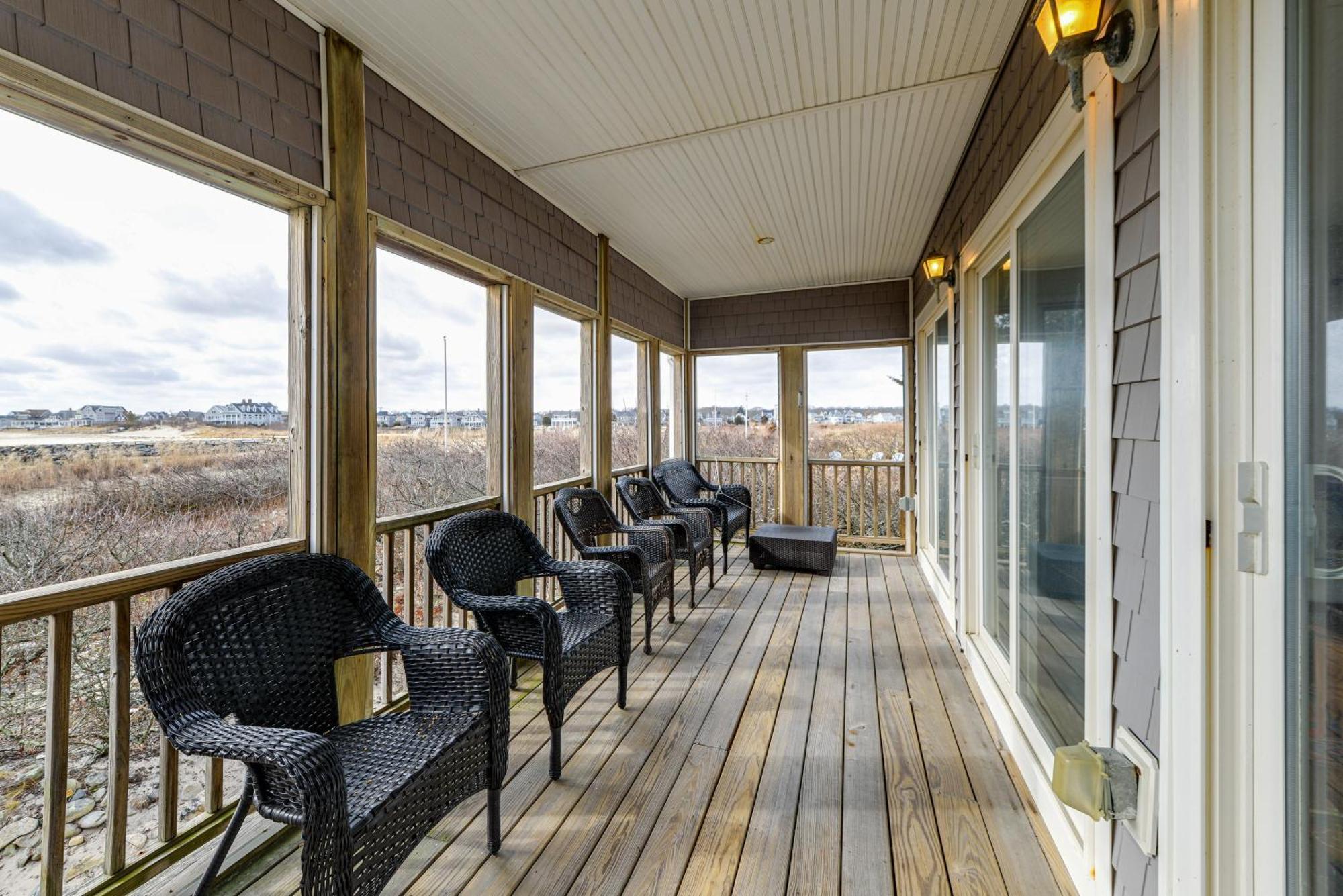 Marshfield Home With 4 Decks And Private Beach Access! Exterior photo